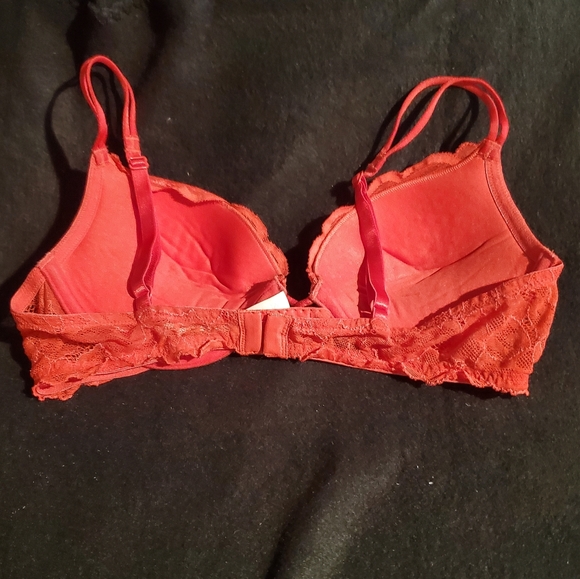 Victoria's Secret Bra and Thong Panty Set -  Red - Vintage sz M/34B - Picture 9 of 16